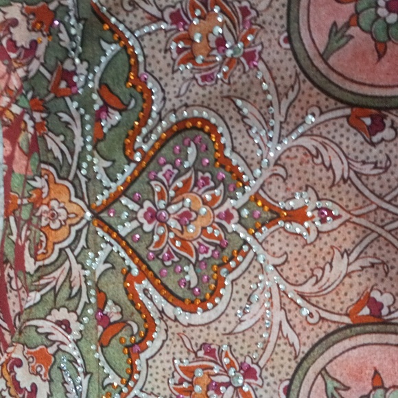 Vibrant Bling - Picture 2 of 3